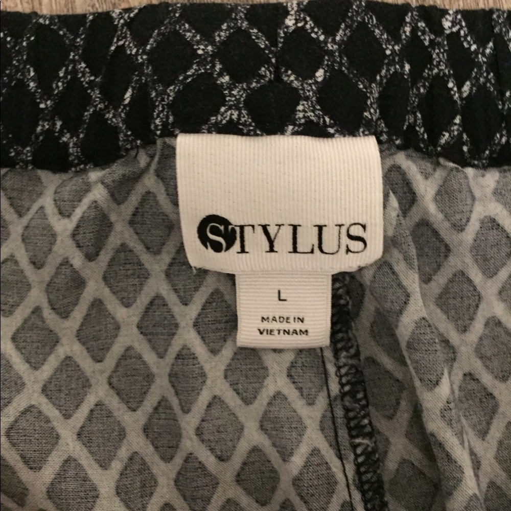 Instyle navy and white pants - Picture 2 of 6
